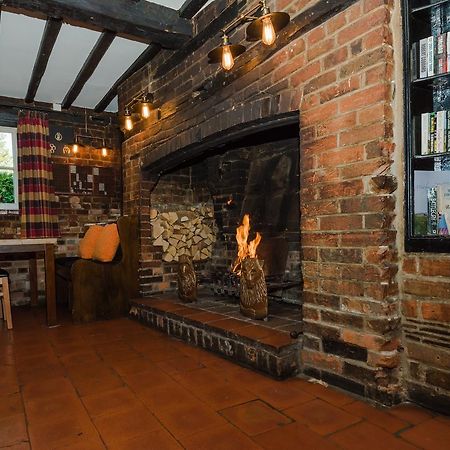 The Red Lion Pub & Kitchen Panzió Didcot Kültér fotó